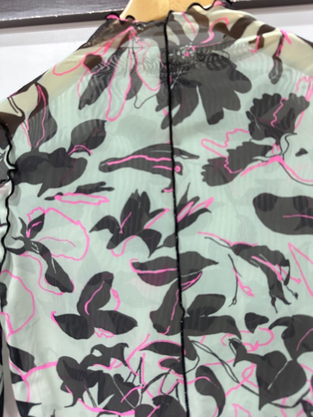 Reebok Mint, Pink & Black Floral Mesh Long Sleeve Top - Picture 4 of 5